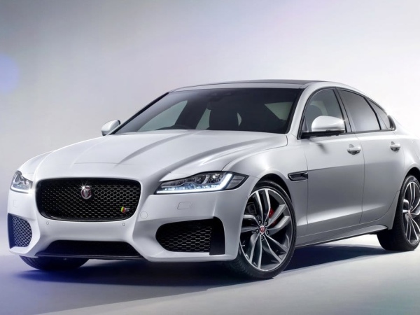 Jaguar XF 2015-
