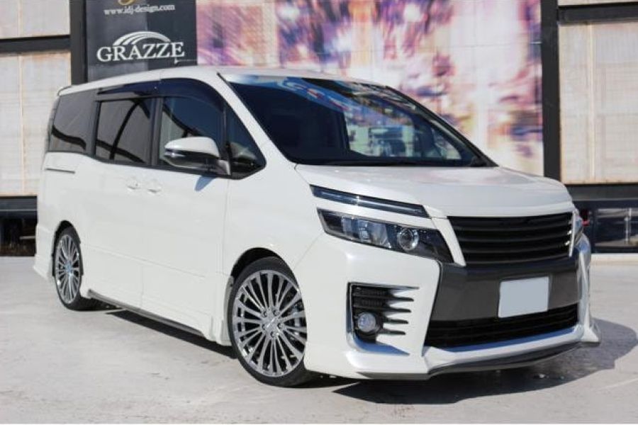 Toyota Voxy 2014-2021